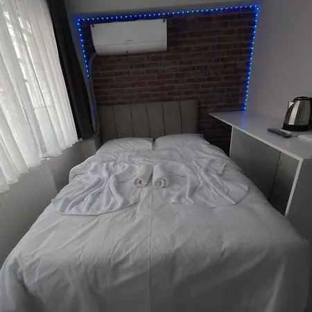 Aparthotel Lastbest Hotel