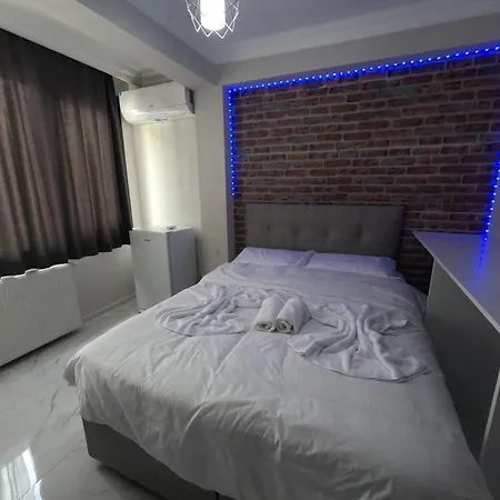 מלון דירות Lastbest Hotel